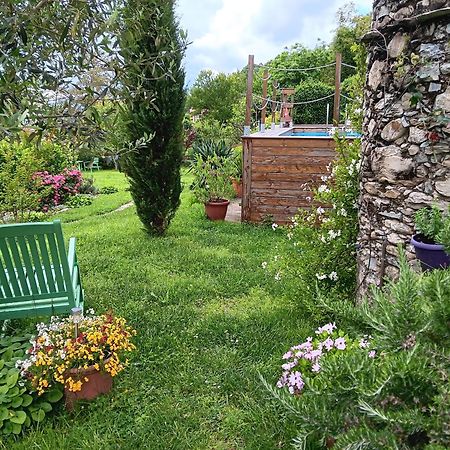 Monti Guesthouse Monti di Licciana Nardi Екстер'єр фото